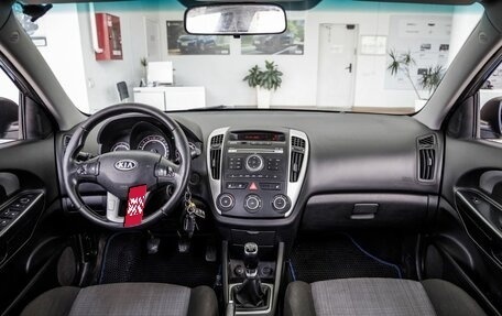 KIA cee'd I рестайлинг, 2010 год, 718 000 рублей, 29 фотография