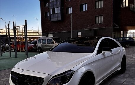 Mercedes-Benz CLS, 2014 год, 2 890 000 рублей, 3 фотография