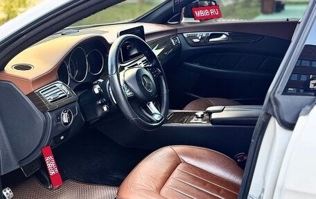 Mercedes-Benz CLS, 2014 год, 2 890 000 рублей, 16 фотография