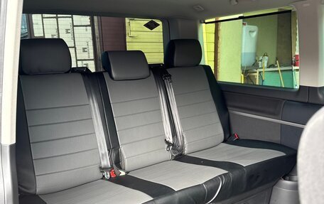 Volkswagen Multivan T6 рестайлинг, 2019 год, 5 600 000 рублей, 11 фотография