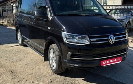 Volkswagen Multivan T6 рестайлинг, 2019 год, 5 600 000 рублей, 6 фотография