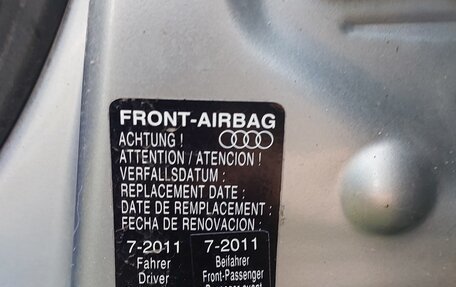 Audi A4, 1997 год, 500 000 рублей, 12 фотография