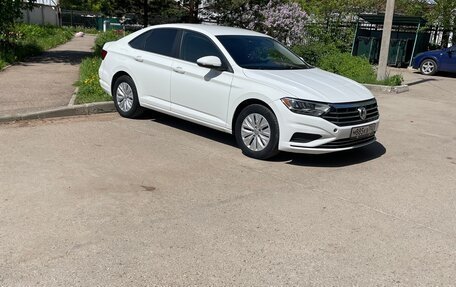 Volkswagen Jetta VII, 2018 год, 1 800 000 рублей, 2 фотография