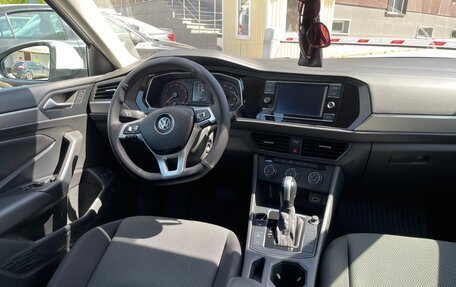 Volkswagen Jetta VII, 2018 год, 1 800 000 рублей, 17 фотография