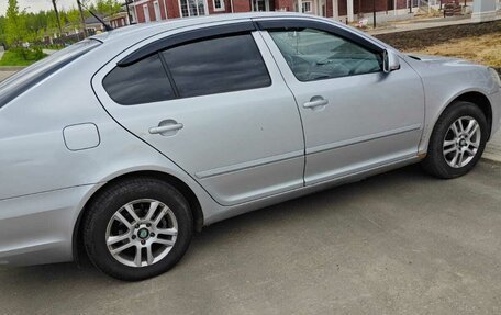 Skoda Octavia, 2010 год, 750 000 рублей, 2 фотография