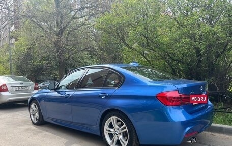 BMW 3 серия, 2018 год, 2 900 000 рублей, 3 фотография