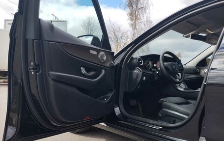Mercedes-Benz E-Класс, 2016 год, 2 500 000 рублей, 10 фотография