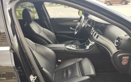 Mercedes-Benz E-Класс, 2016 год, 2 500 000 рублей, 13 фотография