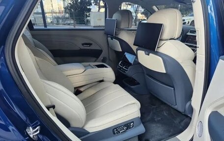 Bentley Bentayga I, 2024 год, 35 100 000 рублей, 11 фотография