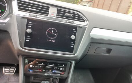 Volkswagen Tiguan II, 2021 год, 3 800 000 рублей, 7 фотография