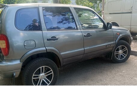 Chevrolet Niva I рестайлинг, 2005 год, 350 000 рублей, 4 фотография