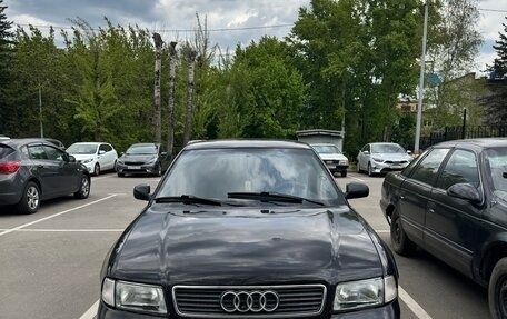 Audi A4, 1999 год, 325 000 рублей, 5 фотография