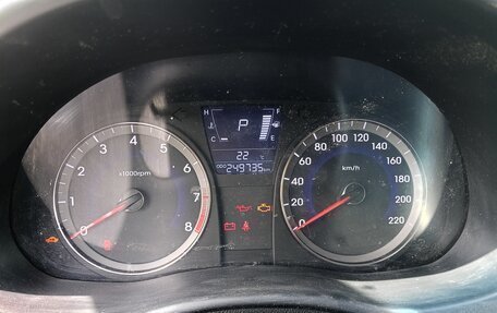 Hyundai Solaris II рестайлинг, 2012 год, 600 000 рублей, 3 фотография