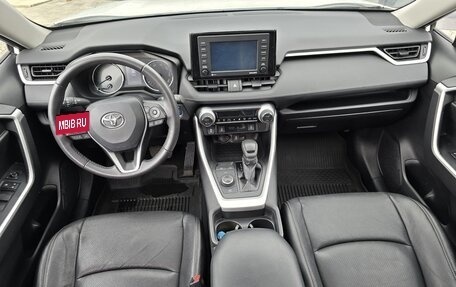 Toyota RAV4, 2021 год, 3 587 000 рублей, 11 фотография