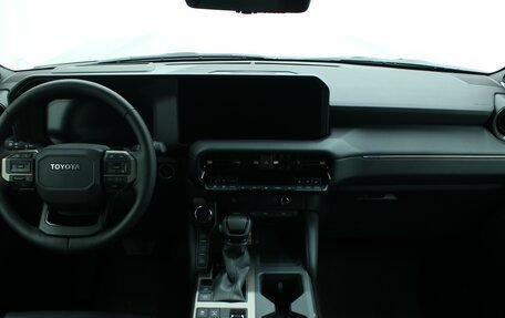Toyota Land Cruiser Prado, 2024 год, 11 845 000 рублей, 15 фотография