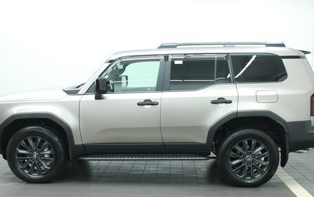 Toyota Land Cruiser Prado, 2024 год, 11 845 000 рублей, 13 фотография