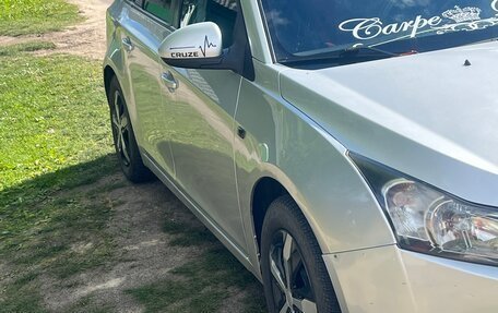 Chevrolet Cruze II, 2010 год, 550 000 рублей, 2 фотография