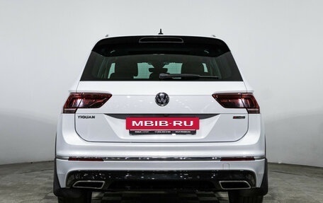 Volkswagen Tiguan II, 2019 год, 2 847 898 рублей, 6 фотография