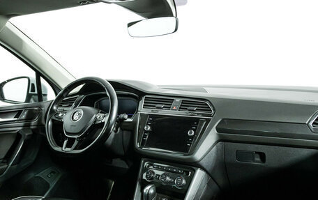 Volkswagen Tiguan II, 2019 год, 2 847 898 рублей, 9 фотография