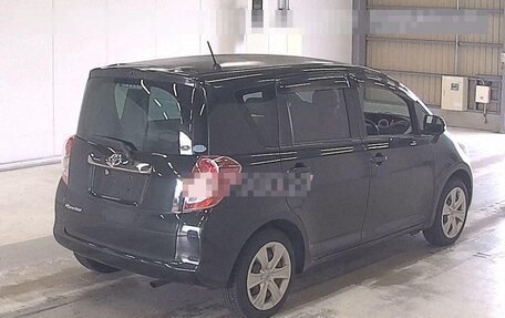 Toyota Ractis I, 2009 год, 815 000 рублей, 5 фотография