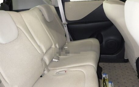 Toyota Ractis I, 2009 год, 815 000 рублей, 7 фотография