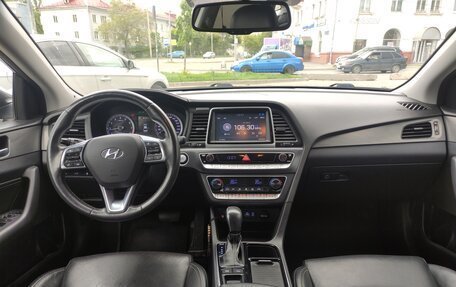 Hyundai Sonata VII, 2017 год, 1 800 000 рублей, 12 фотография