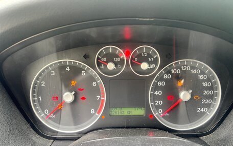 Ford Focus II рестайлинг, 2006 год, 550 000 рублей, 14 фотография
