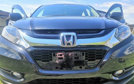 Honda Vezel, 2018 год, 1 700 000 рублей, 2 фотография