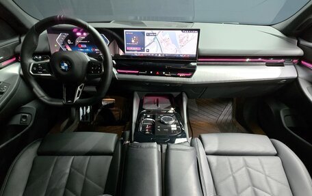 BMW 5 серия, 2024 год, 6 200 000 рублей, 6 фотография
