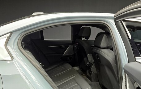 BMW 5 серия, 2024 год, 6 200 000 рублей, 9 фотография