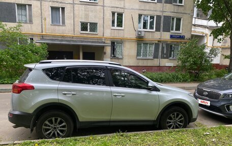 Toyota RAV4, 2013 год, 2 000 000 рублей, 5 фотография