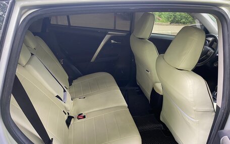 Toyota RAV4, 2013 год, 2 000 000 рублей, 8 фотография