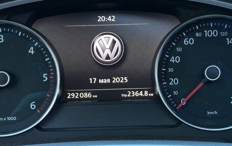 Volkswagen Touareg III, 2012 год, 2 300 000 рублей, 9 фотография