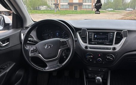 Hyundai Solaris II рестайлинг, 2019 год, 1 350 000 рублей, 7 фотография