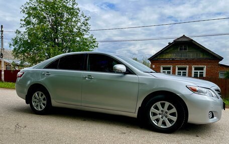 Toyota Camry, 2009 год, 1 185 000 рублей, 2 фотография