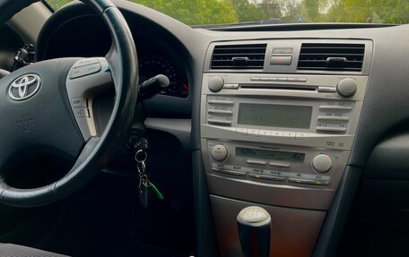 Toyota Camry, 2009 год, 1 185 000 рублей, 10 фотография