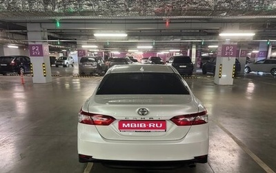 Toyota Camry, 2018 год, 2 690 000 рублей, 1 фотография
