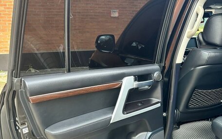Toyota Land Cruiser 200, 2016 год, 6 500 000 рублей, 13 фотография