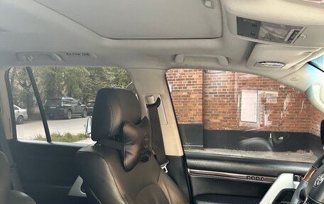 Toyota Land Cruiser 200, 2016 год, 6 500 000 рублей, 8 фотография