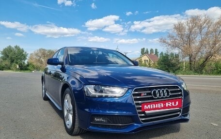 Audi A4, 2014 год, 1 650 000 рублей, 10 фотография