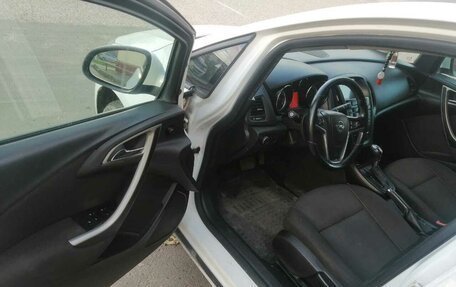 Opel Astra J, 2011 год, 730 000 рублей, 6 фотография