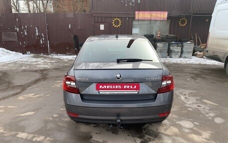 Skoda Octavia, 2018 год, 1 900 000 рублей, 3 фотография