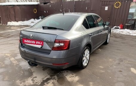 Skoda Octavia, 2018 год, 1 900 000 рублей, 4 фотография