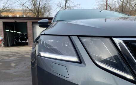 Skoda Octavia, 2018 год, 1 900 000 рублей, 10 фотография