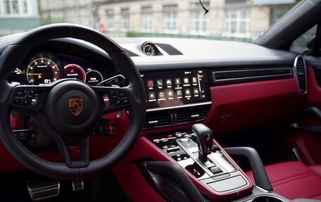 Porsche Cayenne III, 2022 год, 17 250 000 рублей, 10 фотография