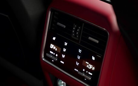 Porsche Cayenne III, 2022 год, 17 250 000 рублей, 13 фотография