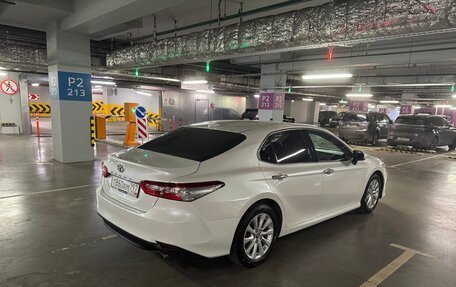 Toyota Camry, 2018 год, 2 690 000 рублей, 8 фотография