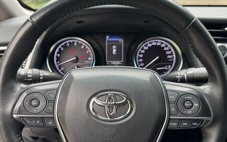 Toyota Camry, 2018 год, 2 690 000 рублей, 11 фотография