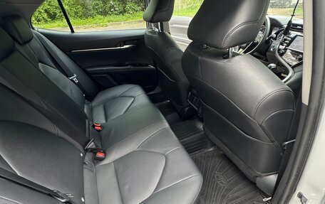 Toyota Camry, 2018 год, 2 690 000 рублей, 20 фотография