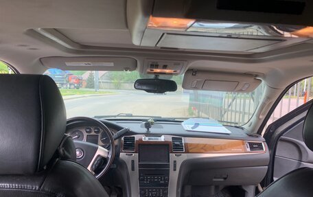 Cadillac Escalade III, 2013 год, 2 149 000 рублей, 9 фотография